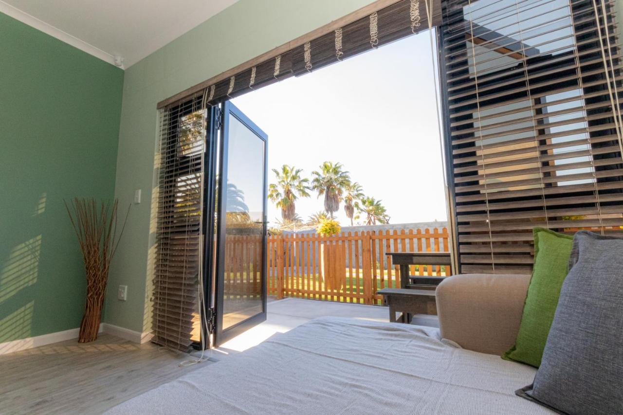 Salty Corner Cottage Swakopmund Exterior foto